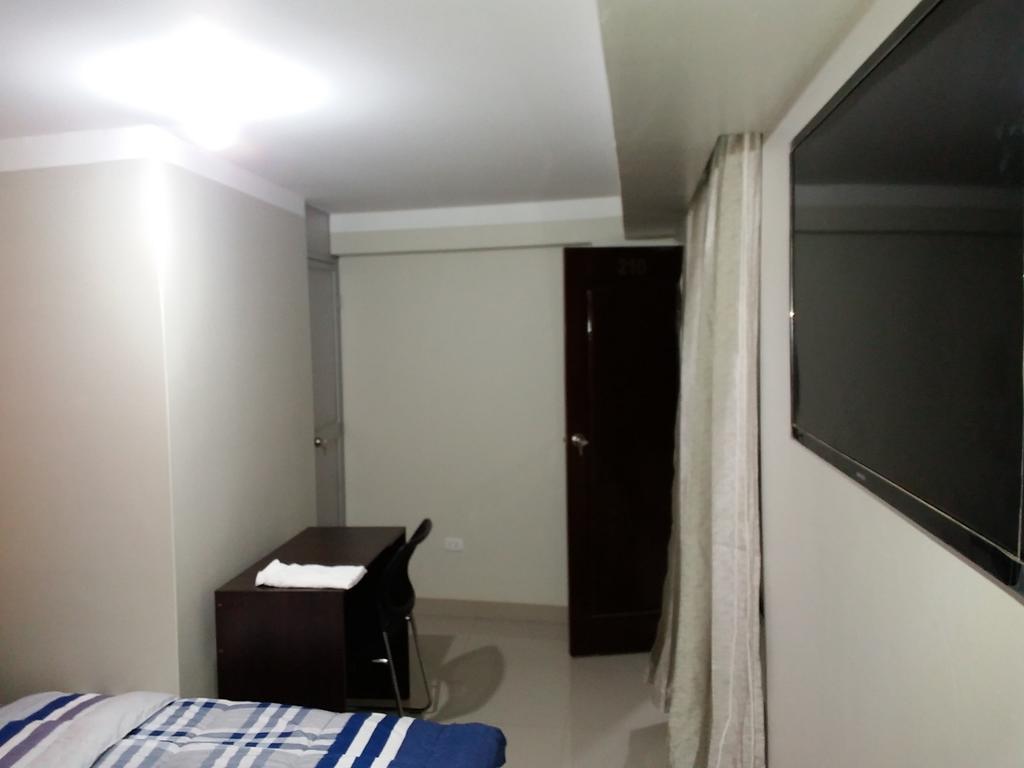 Buenas Noches Hostal Chachapoyas Zewnętrze zdjęcie